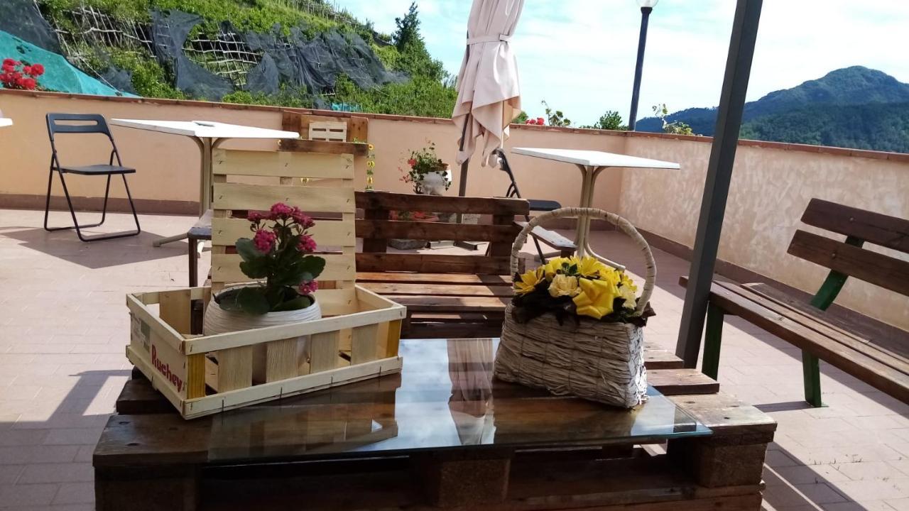 Hotel Affittacamere Novella Tramonti Bagian luar foto