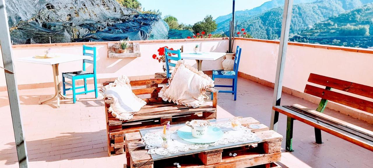 Hotel Affittacamere Novella Tramonti Bagian luar foto