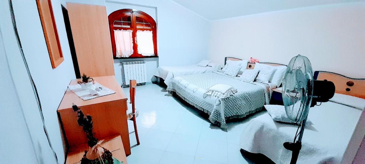 Hotel Affittacamere Novella Tramonti Bagian luar foto