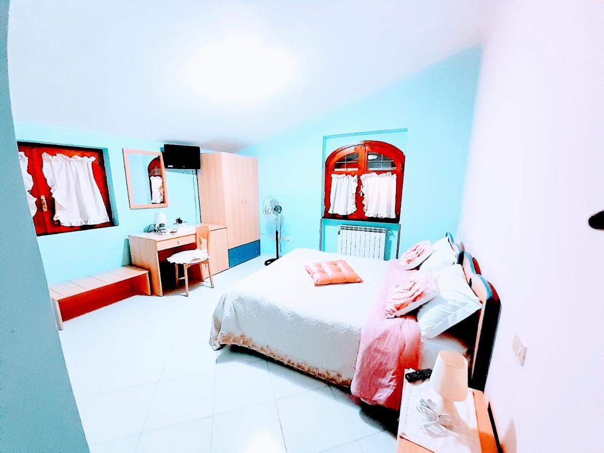 Hotel Affittacamere Novella Tramonti Ruang foto
