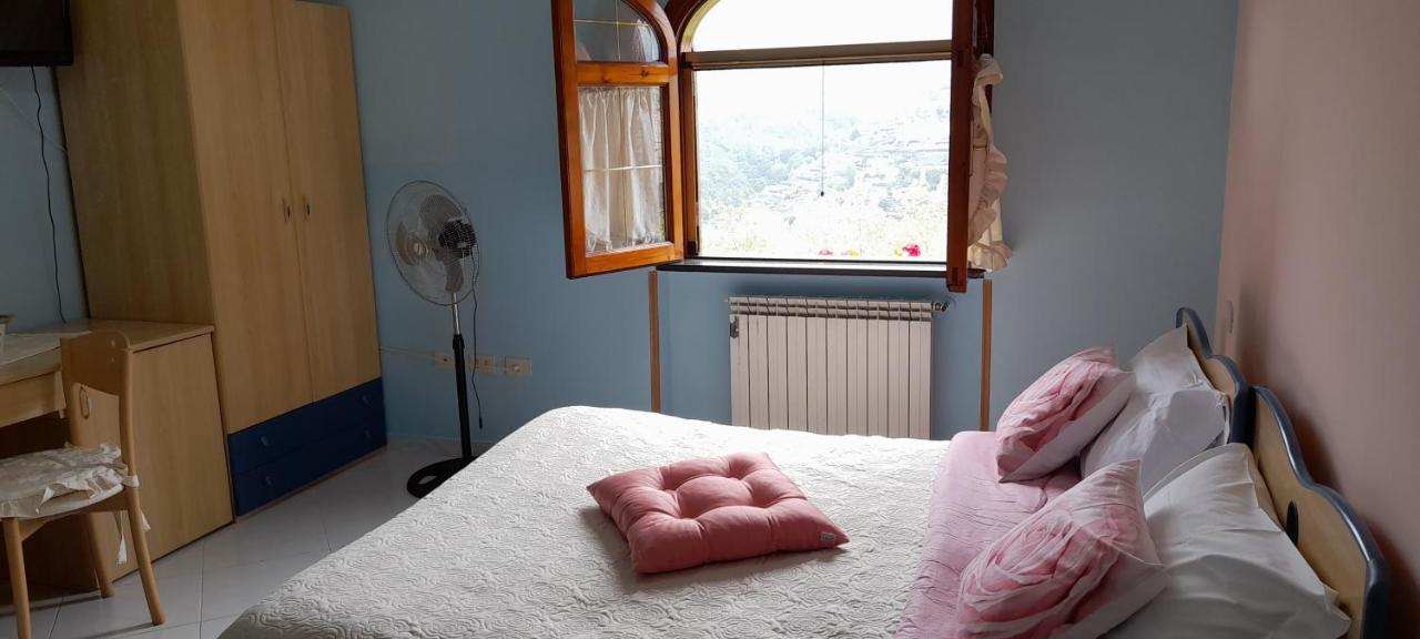 Hotel Affittacamere Novella Tramonti Bagian luar foto