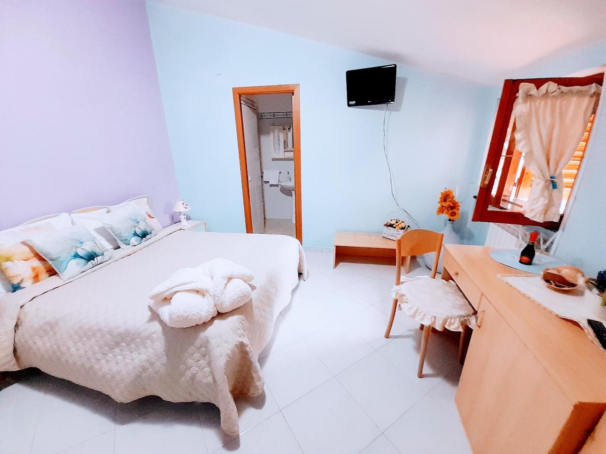 Hotel Affittacamere Novella Tramonti Ruang foto